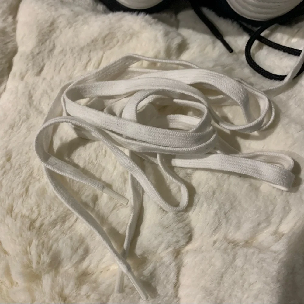 Chanel 2tone high tops - Picture 12 of 12